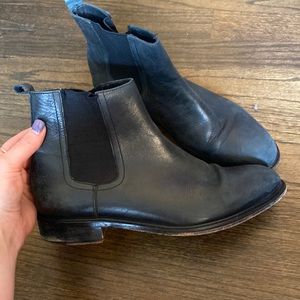 Johnston & Murphy black booties size 10